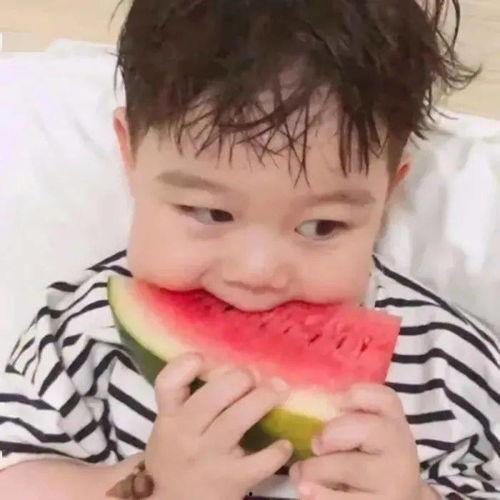 网红吃瓜微信情侣图片,甜蜜瞬间引网友热议