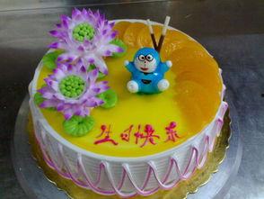 吃瓜图片网红男孩蛋糕,吃瓜图片中的甜蜜诱惑