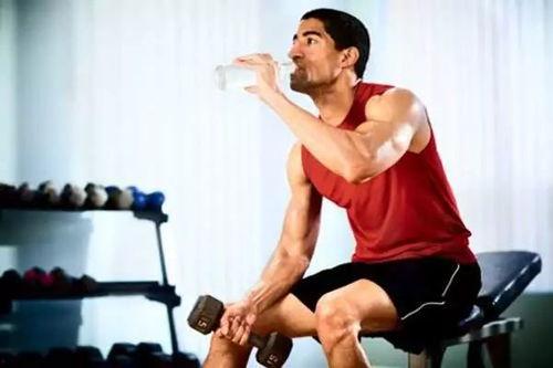 吃瓜沈阳健身教练网红博主,吃瓜健身圈，揭秘健身达人幕后生活