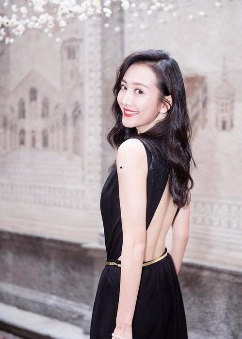 八十多万网红吃瓜是真的吗,八十多万网红吃瓜事件真相揭晓